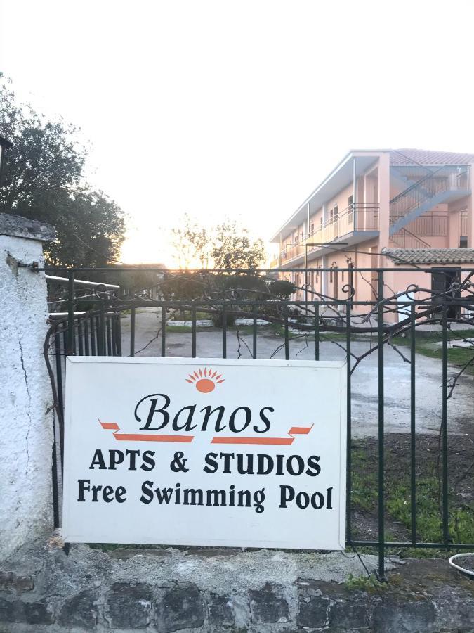 Room In Studio - Studio Banos Apartments And Swimming Pool Ρόδα Εξωτερικό φωτογραφία
